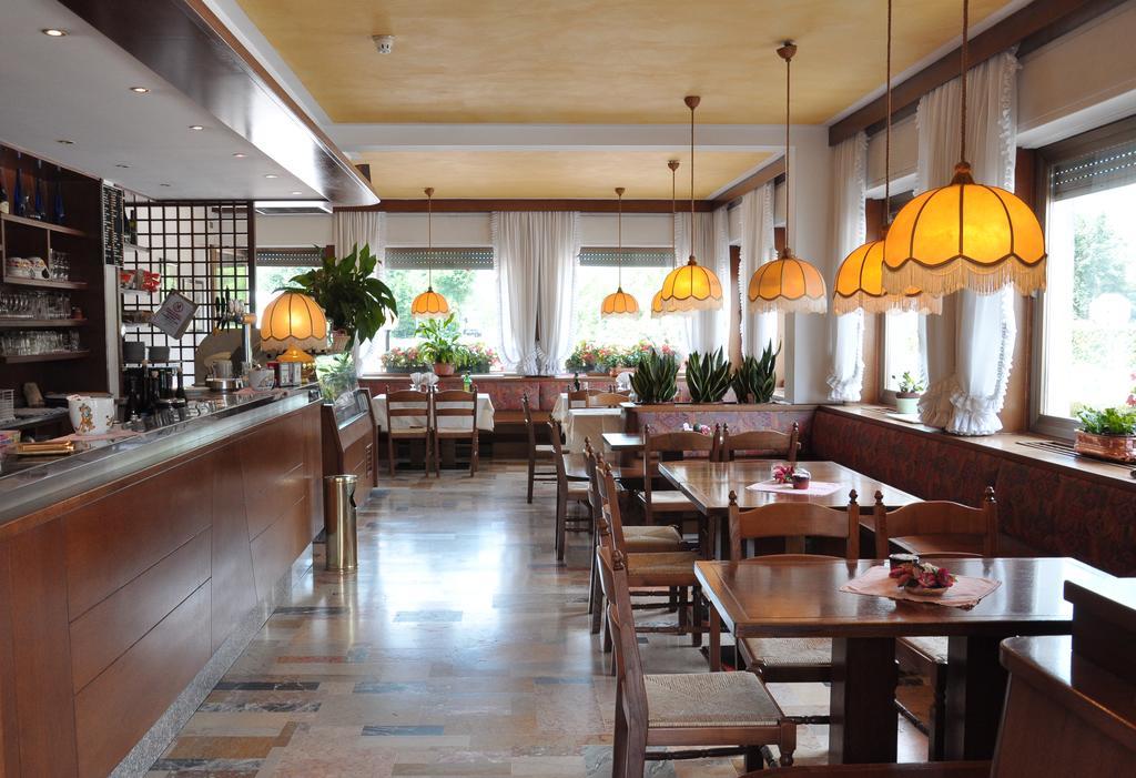 Albergo Ristorante Cima I Pra' Ponte nellʼAlpi Εξωτερικό φωτογραφία